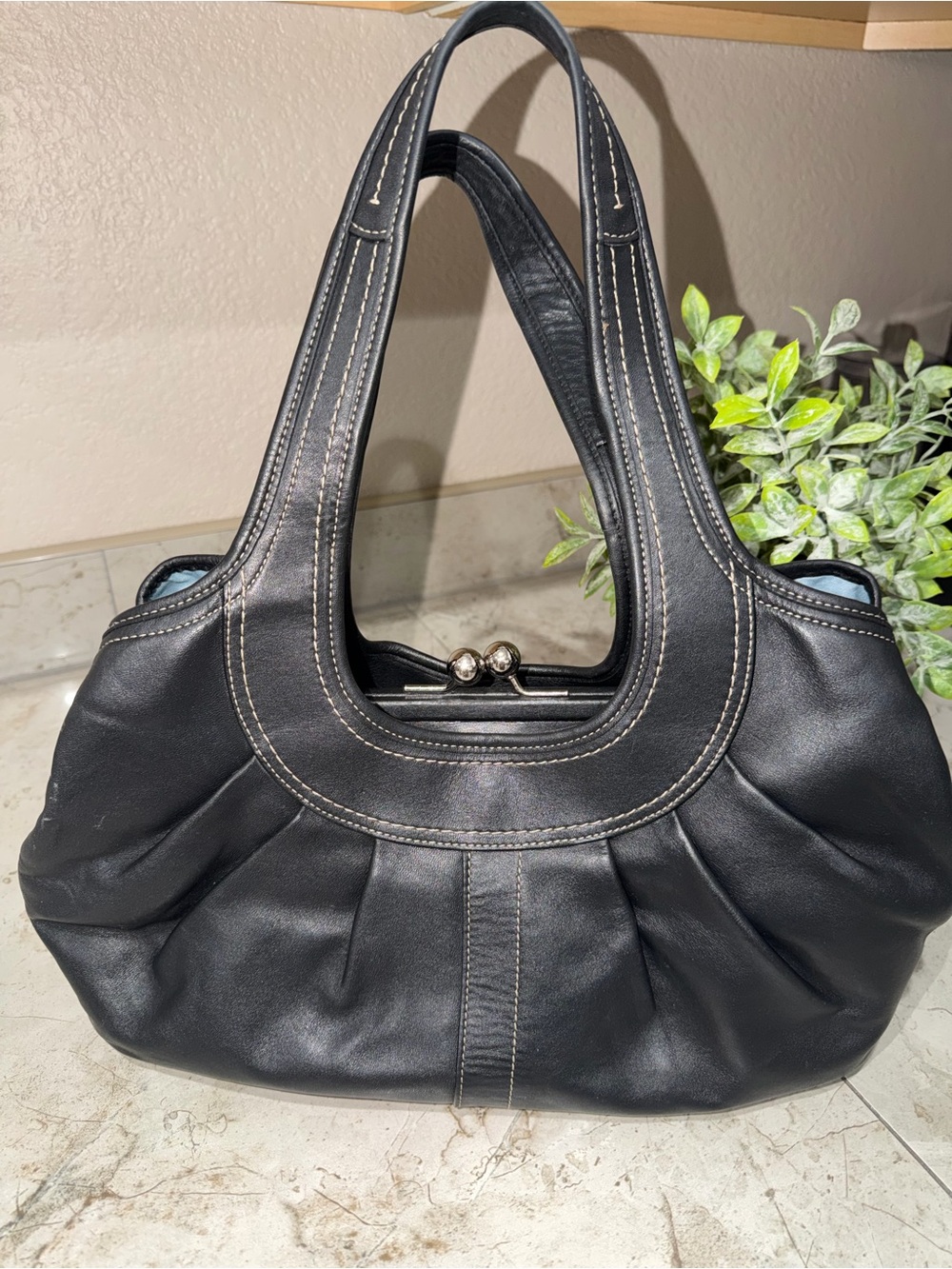Coach Ergo Black Leather Shoulder Bag with Kisslock - Picture 14 of 14